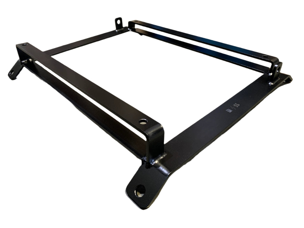 95-00 LS400 Seat Bracket RH